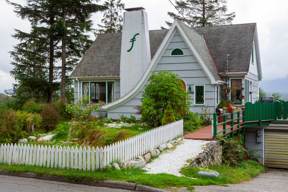 Front garden in Alaska